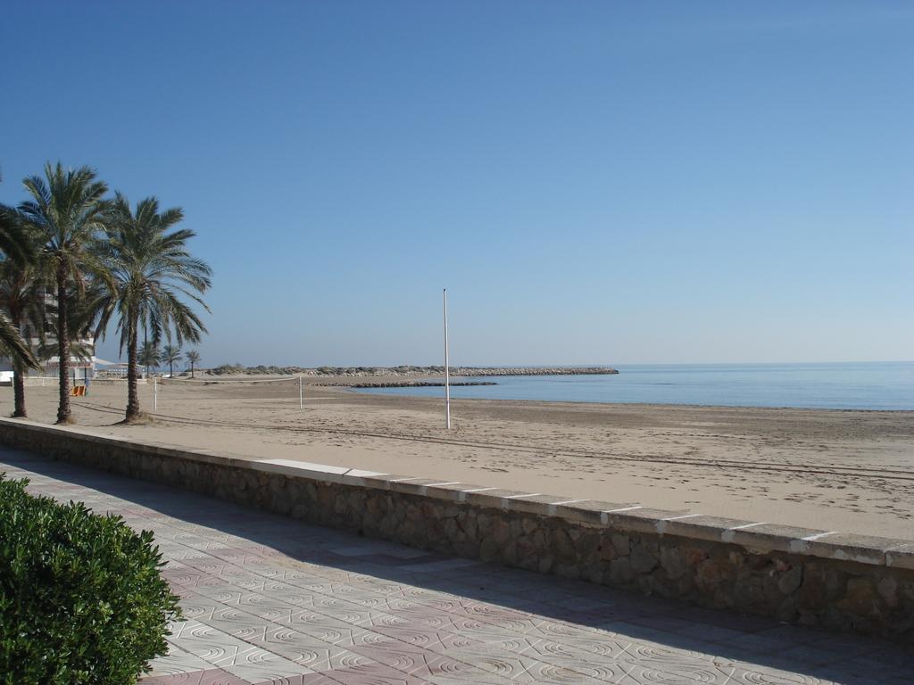 Apartamentos Florazar II Ajhory Cullera Oda fotoğraf